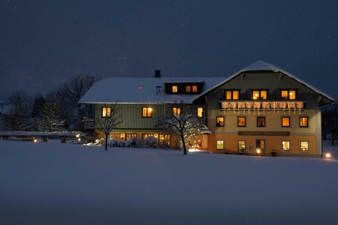 Gasthof Neuwirt Eugendorf Exterior foto